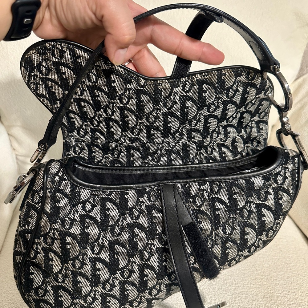Dior Monogram Black and Gray Shoulder Bag - Picture 10 of 15